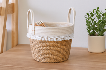 WOVEN BASKET 32 X 25 X 28/38 CM FROM SEAGRASS WITH TASSELS