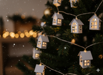 LED LIGHT CHAIN METAL HOUSES 10L BATTERY-POWERED