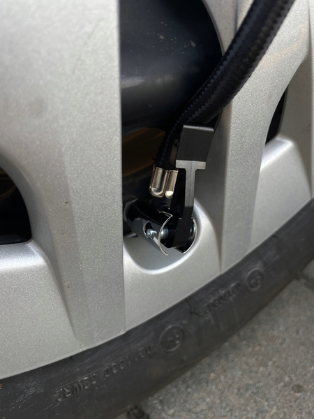 AUTOMOBILOVÝ KOMPRESOR 12V 100W *4595