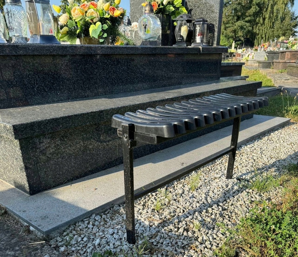 ŁAWKA SKŁADANA DŁ 86 CM ZE STOPĄ - CZARNA