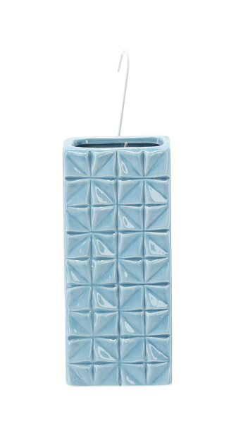 AIR HUMIDIFIER ON THE RADIATOR