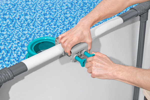 Flowclear™ Pool Surface Skimmer