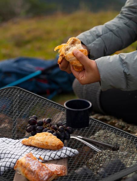 Sklápací turistický stôl čierny 60x40x26,5 cm *3224