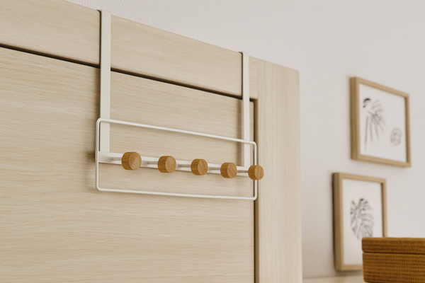 WIESZAK METALOWY NA DRZWI Z BAMBUSOWYMI 5 HAKAMI 39 x 5 x 38 CM *6613