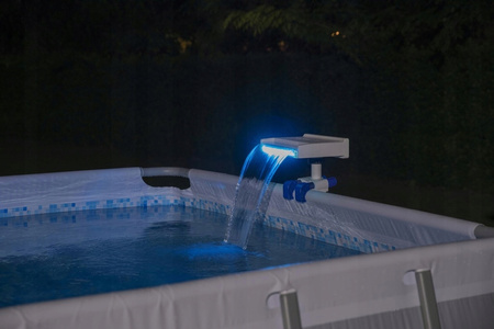LED VODNÝ PADÁK BAZÉN 34,5 cm x 26 cm x 30 cm *4997