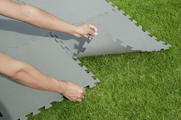 Bestway 20" x 20"/50cm x 50cm Floor Protector