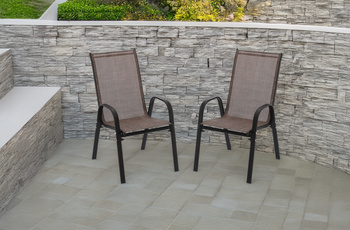 SET OF 2 BROWN GARDEN CHAIRS 54 X 72 X 96