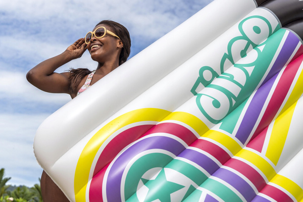 MATERAC PLAŻOWY DMUCHANY 196 X 145 CM DISCO *7438