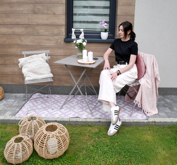 SQUARE TABLE BISTRO SET - TAUPE