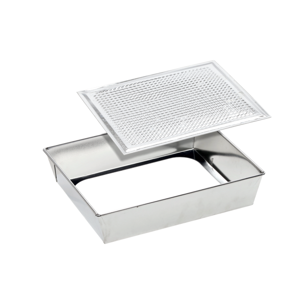 EMBOSSED BAKING TRAY 28X23,5X6CM WITH REMOVABLE BOTTOM