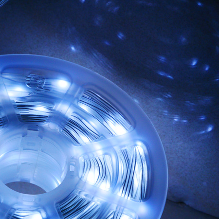 LED MICRO ŽIAROVKY NA CIEVKE 500L SEDÁ BIELA, DĹŽKA 3 + 50 M *0122