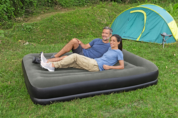 Bestway® 80" x 60" x 14"/2.03m x 1.52m x 36cm Tritech Air Mattress Queen