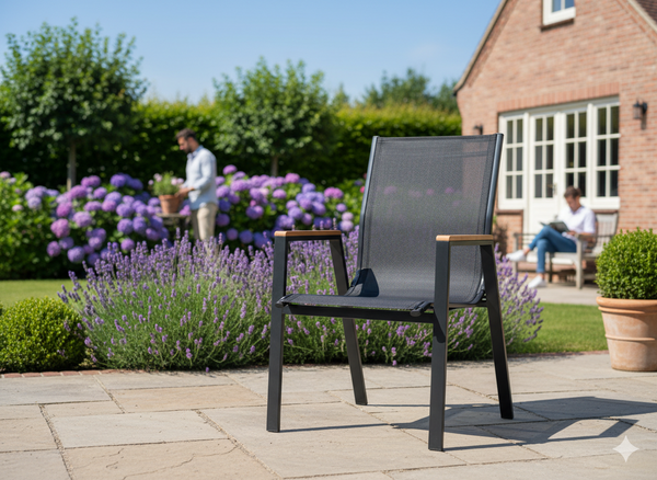 STALOWY STÓŁ OGRODOWY Z BLATEM POLYWOOD 150 x 90 x 73 CM CZARNY