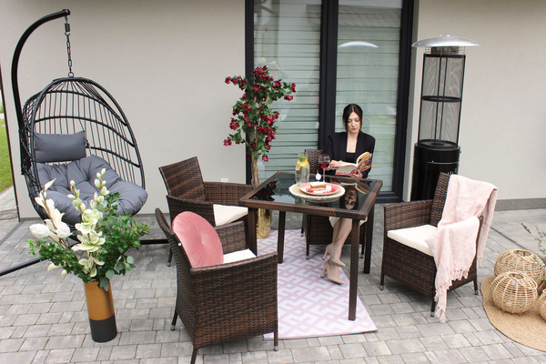 ZESTAW MEBLI RATTANOWYCH (STÓŁ + 4 KRZESŁA) BRĄZOWY + BEŻ. POD. *1708