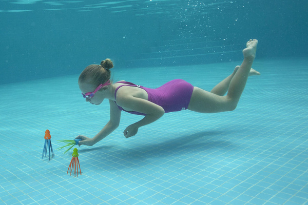 Bestway® Speedy Squid Dive Toys