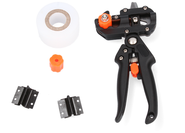 SCISSOR PRUNING SHEARS FOR GRAFTING BRANCHES WITH TAPE
