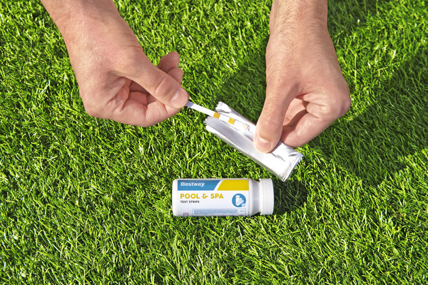Flowclear™ Pool & Spa Test Strips