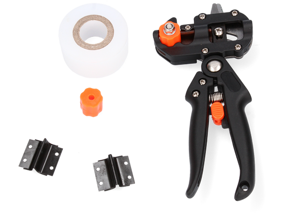 SCISSOR PRUNING SHEARS FOR GRAFTING BRANCHES WITH TAPE