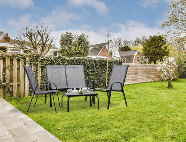 GARDEN FURNITURE SET WITH TABLE - GREY