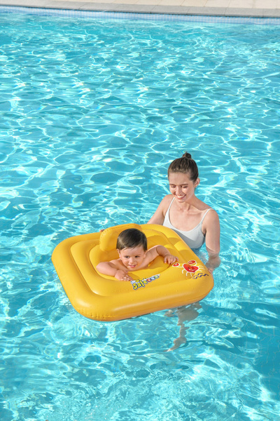 Swim Safe™ 30" x 30"/76cm x 76cm Wondersplash Square 3-Ring Baby Boat