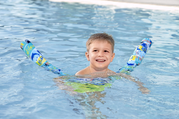 H2OGO!® 48"/1.22m Sugarcoated Noodles