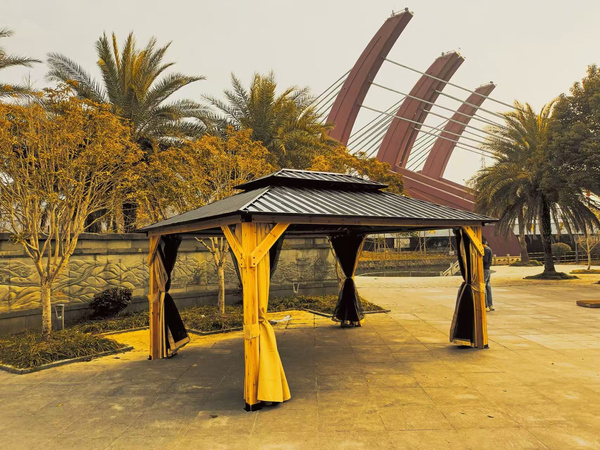 ALTANA ZÁHRADNÁ 300 x 365 x 278,3 CM DREVENÁ *6938