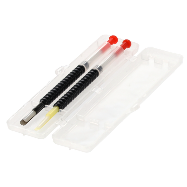 SET OF 2 LARVA TRANSFER SPOONS IN CASE