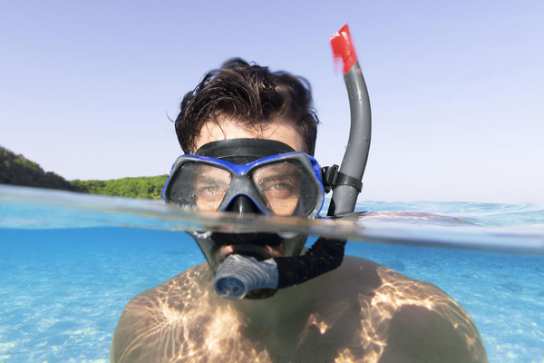 Dominator Pro Snorkel Mask