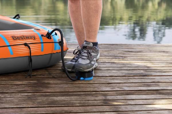 PONTÓN DMUCHAŤ 1,96 X 1,06 M (NOŽNÁ PUMPA, PÁR VÍBŇ, OPRAVNÁ KITS) *7805