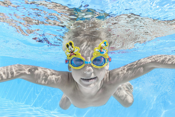 PLAVECKÉ OKULY MICKEY & FRIENDS *6135