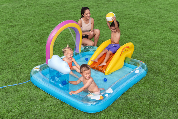 6'2" x 59" x 35"/1.88m x 1.50m x 89cm Rainbows 'N Rays Play Center		