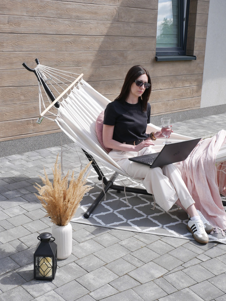 HAMAK Z FRĘDZLAMI BOHO 200 x 100 CM BEŻOWY