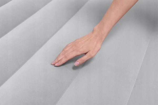 Bestway® 80" x 60" x 18"/2.03m x 1.52m x 46cm Tritech Air Mattress Queen Built-in AC Pump