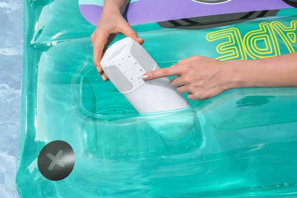 MATERAC PLAŻOWY DMUCHANY RETRO 174 X 117 CM *1828