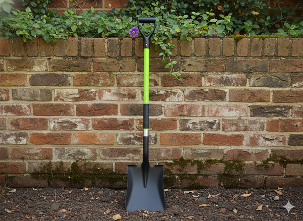 SHOVEL WITH FIBERGLASS HANDLE 120 CM