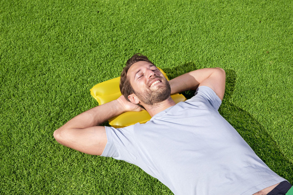 PODUSZKA DMUCHANA FALA 38cm x 25cm x 5cm *0613