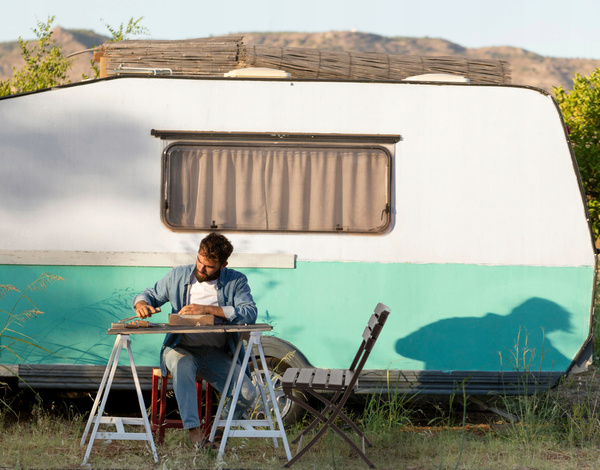 SKLÁDACÍ ZAHRADNÍ KŘESLO 55 x 46 x 81 CM HNĚDÉ *1015