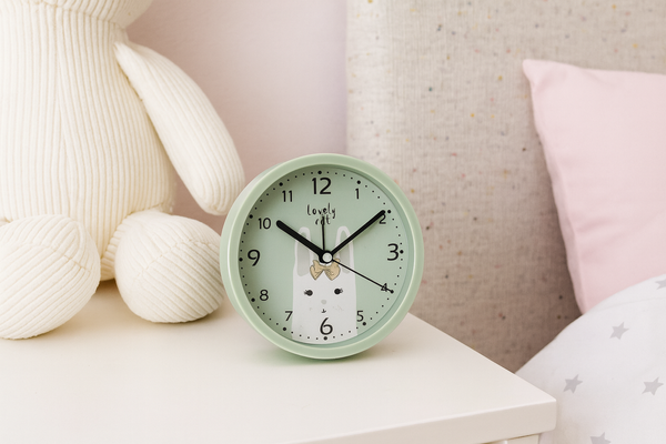 BUDZIK STOJĄCY OWALNY 13 x 13 x 4,4 CM MIX 3 WZORÓW *4641