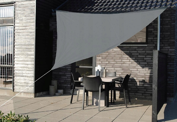 SLUNEČNÍK TROJÚHELNÍKOVÝ ŠEDÝ 3,6 X 3,6 X 3,6M *0464