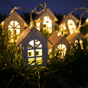 LED LIGHT CHAIN - WHITE WOODEN HOUSES 10 L BATTERY-POWERED