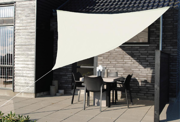 BEIGE TRIANGULAR SUNSHADE SAIL 3,6 X 3,6 X 3,6M