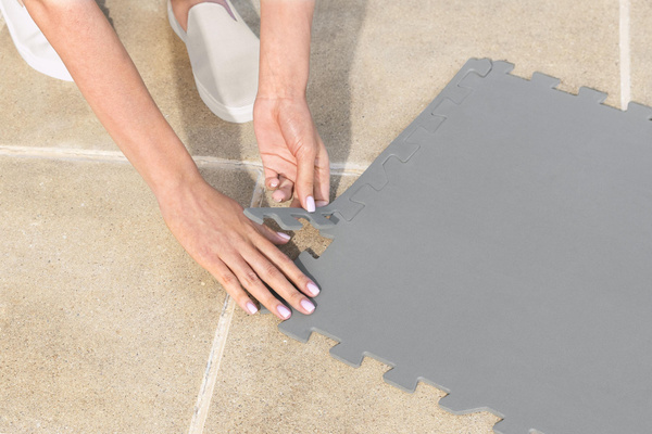 77"x77"/1.96m x 1.96m Floor Protector		