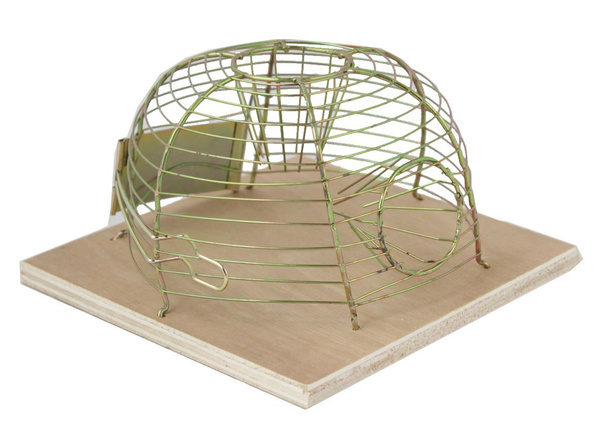 PUŁAPKA NA MYSZY– ŻYWOŁAPKA  14 x 14 x 5,5 CM opak=24szt *3606