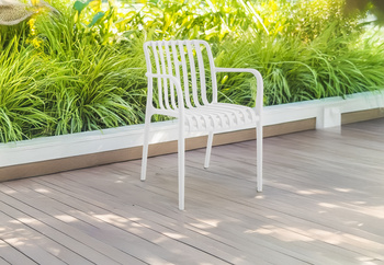 KRZESŁO OGRODOWE 45.5 x 57 x 45 / 81 CM BIAŁE *8656